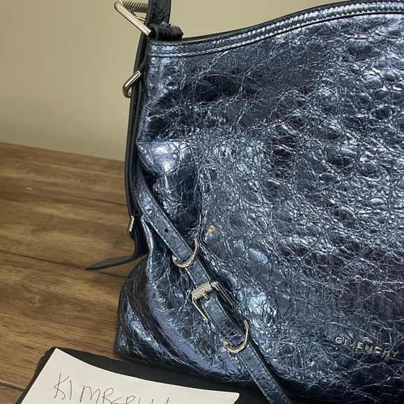 NWT Givenchy Voyou Medium Hobo - Picture 2 of 16